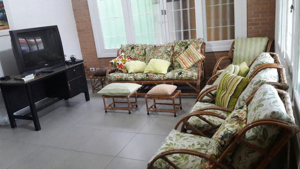 Casa Com Churrasqueira Proximo A Praia Em אובטובה מראה חיצוני תמונה